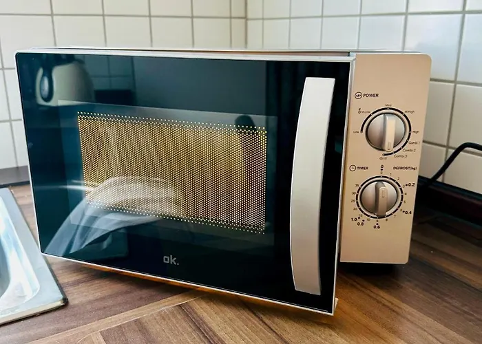 Appartement Am Spremberger Turm, 65qm, 2 Schlafzimmer, Kueche, Parkplatz, Balkon, Waschmaschine Cottbus