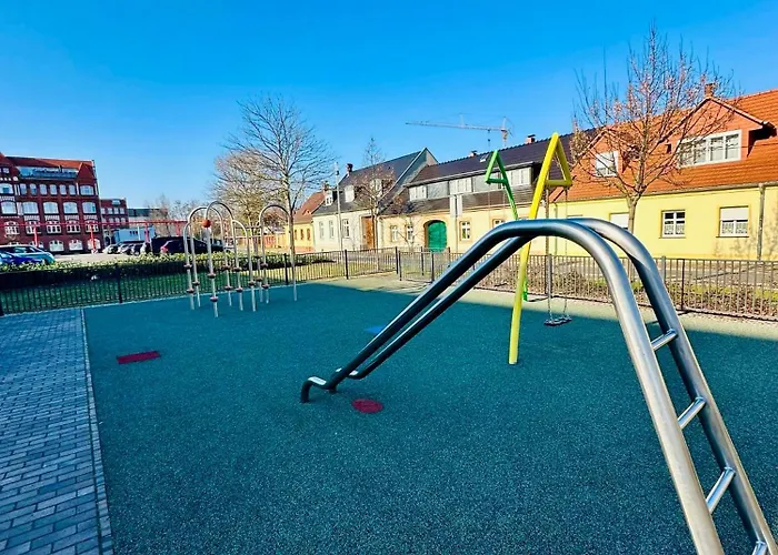 Am Spremberger Turm, 65qm, 2 Schlafzimmer, Küche, Parkplatz, Balkon, Waschmaschine Cottbus